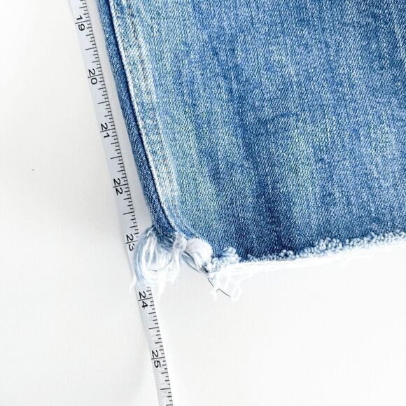 Zara Trafaluc Women's High Rise Distressed Raw Cut Off Hem Cropped Jeans Size 10 - Picture 9 of 10